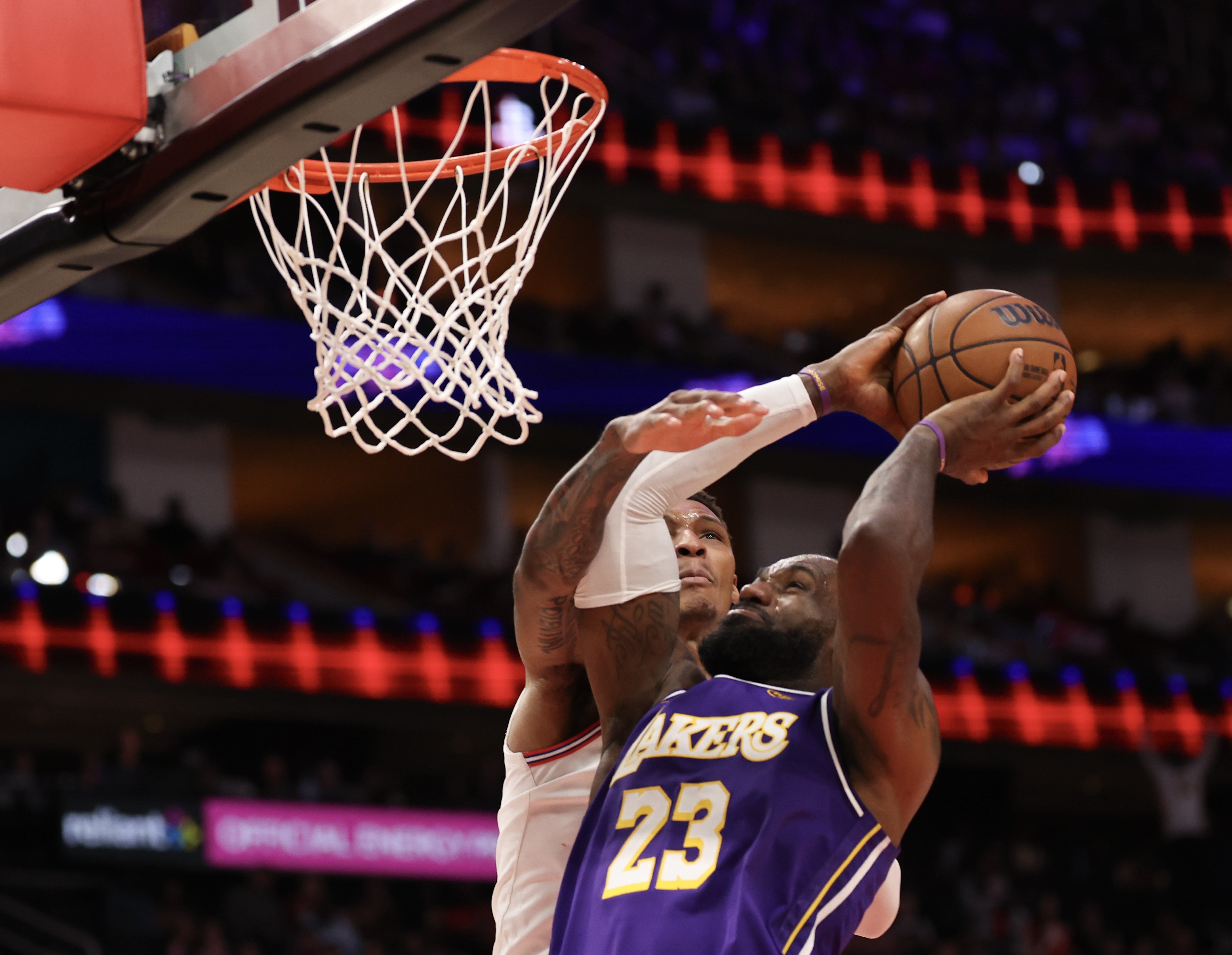 乐鱼app-高管&amp;球探的季后赛观察：湖人给火箭送人头 哈登防守不如梅里尔